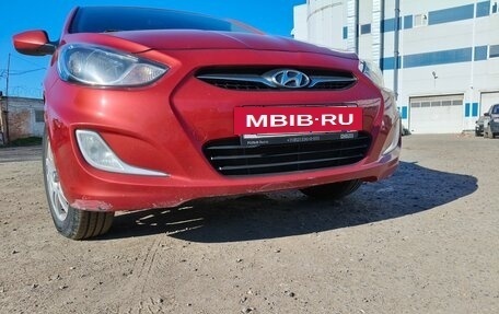 Hyundai Solaris II рестайлинг, 2012 год, 700 000 рублей, 7 фотография