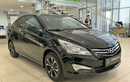 Hyundai Solaris II рестайлинг, 2015 год, 874 000 рублей, 3 фотография