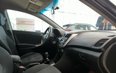 Hyundai Solaris II рестайлинг, 2015 год, 874 000 рублей, 13 фотография
