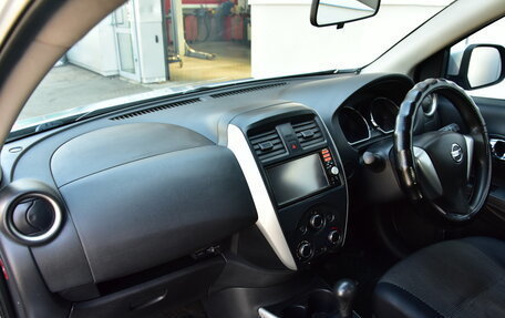 Nissan Latio I, 2015 год, 670 000 рублей, 13 фотография