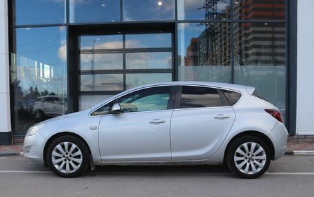 Opel Astra J, 2011 год, 657 000 рублей, 2 фотография