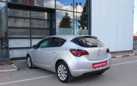 Opel Astra J, 2011 год, 657 000 рублей, 3 фотография
