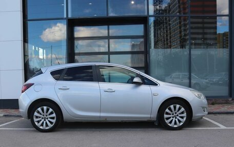 Opel Astra J, 2011 год, 657 000 рублей, 6 фотография