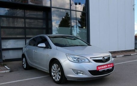 Opel Astra J, 2011 год, 657 000 рублей, 7 фотография