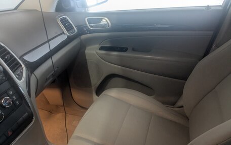 Jeep Grand Cherokee, 2010 год, 1 850 000 рублей, 10 фотография