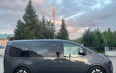 Hyundai Staria, 2021 год, 5 250 000 рублей, 4 фотография