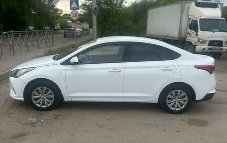Hyundai Solaris II рестайлинг, 2021 год, 1 250 000 рублей, 2 фотография