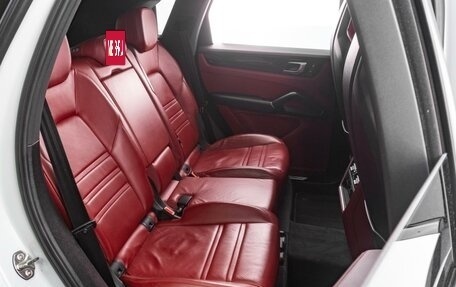 Porsche Cayenne III, 2018 год, 5 779 000 рублей, 18 фотография