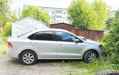 Volkswagen Polo VI (EU Market), 2010 год, 395 000 рублей, 2 фотография