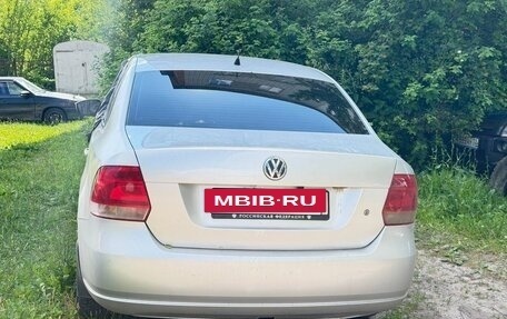 Volkswagen Polo VI (EU Market), 2010 год, 395 000 рублей, 3 фотография