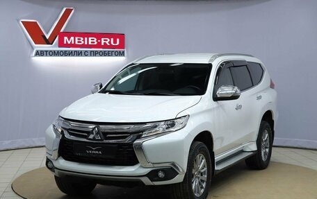 Mitsubishi Pajero Sport III рестайлинг, 2020 год, 3 090 000 рублей, 1 фотография