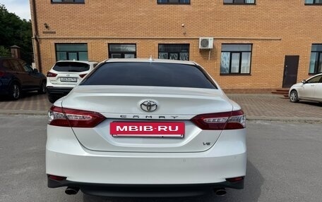 Toyota Camry, 2022 год, 3 780 000 рублей, 3 фотография