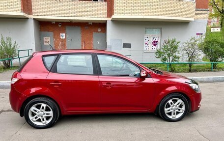 KIA cee'd I рестайлинг, 2010 год, 695 000 рублей, 6 фотография