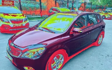 KIA cee'd I рестайлинг, 2010 год, 695 000 рублей, 3 фотография