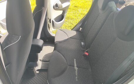 Peugeot 107 I рестайлинг, 2011 год, 420 000 рублей, 12 фотография