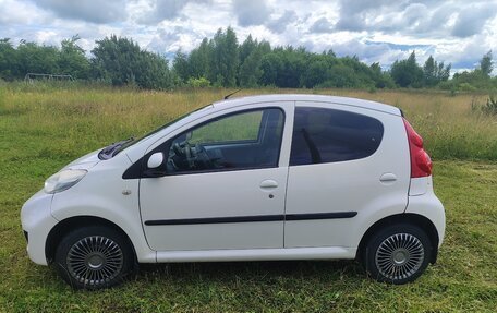 Peugeot 107 I рестайлинг, 2011 год, 420 000 рублей, 25 фотография
