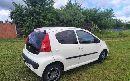 Peugeot 107 I рестайлинг, 2011 год, 420 000 рублей, 21 фотография