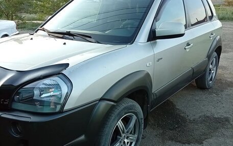 Hyundai Tucson III, 2006 год, 740 000 рублей, 6 фотография