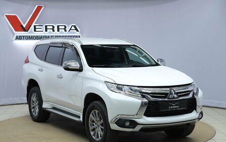 Mitsubishi Pajero Sport III рестайлинг, 2020 год, 3 090 000 рублей, 3 фотография