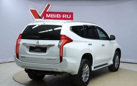 Mitsubishi Pajero Sport III рестайлинг, 2020 год, 3 090 000 рублей, 5 фотография