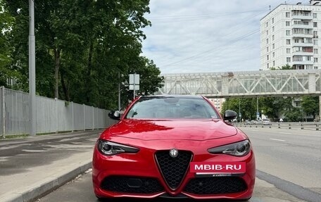 Alfa Romeo Giulia II, 2016 год, 2 750 000 рублей, 8 фотография