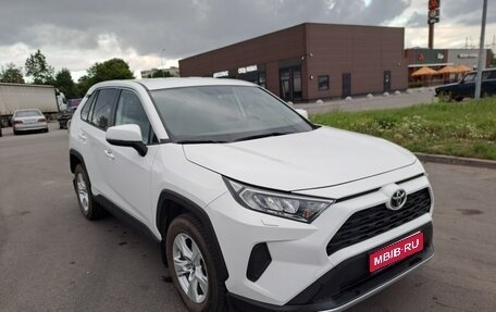 Toyota RAV4, 2020 год, 3 250 000 рублей, 1 фотография