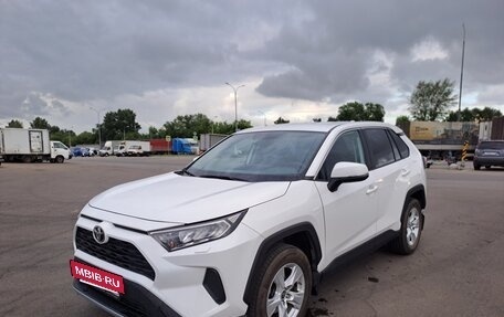 Toyota RAV4, 2020 год, 3 250 000 рублей, 5 фотография