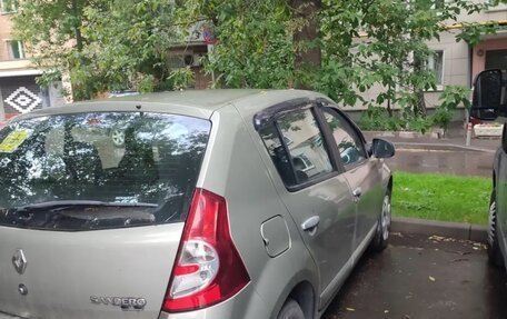 Renault Sandero I, 2014 год, 700 000 рублей, 3 фотография
