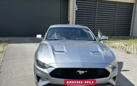 Ford Mustang VI рестайлинг, 2020 год, 3 050 000 рублей, 3 фотография