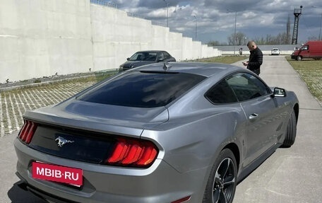 Ford Mustang VI рестайлинг, 2020 год, 3 050 000 рублей, 4 фотография