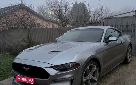 Ford Mustang VI рестайлинг, 2020 год, 3 050 000 рублей, 8 фотография