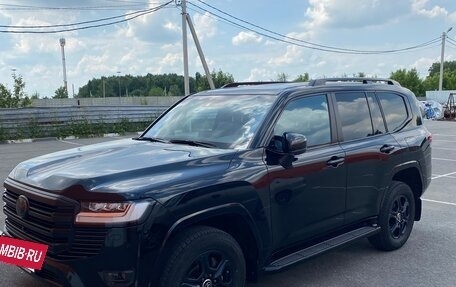Toyota Land Cruiser, 2023 год, 11 500 000 рублей, 6 фотография
