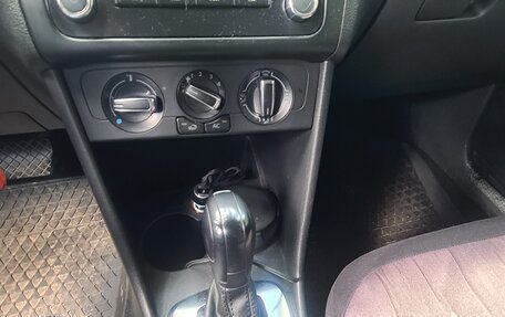 Volkswagen Polo VI (EU Market), 2012 год, 670 000 рублей, 10 фотография