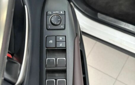 Lexus NX I, 2018 год, 3 200 000 рублей, 16 фотография