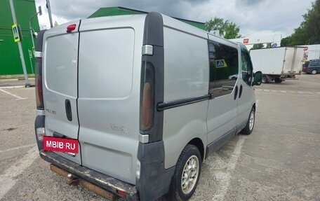 Renault Trafic, 2003 год, 680 000 рублей, 6 фотография