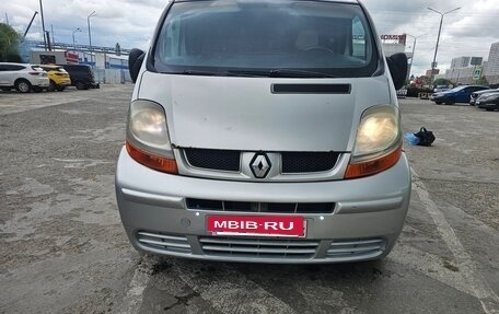 Renault Trafic, 2003 год, 680 000 рублей, 15 фотография