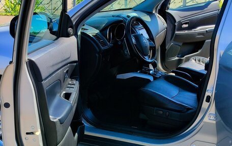 Mitsubishi ASX I рестайлинг, 2013 год, 1 390 000 рублей, 11 фотография