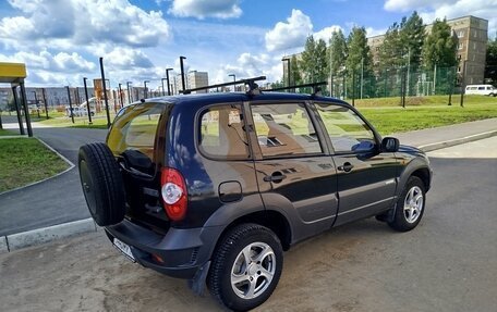 Chevrolet Niva I рестайлинг, 2011 год, 499 000 рублей, 6 фотография