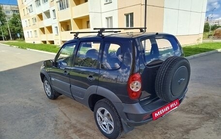 Chevrolet Niva I рестайлинг, 2011 год, 499 000 рублей, 4 фотография