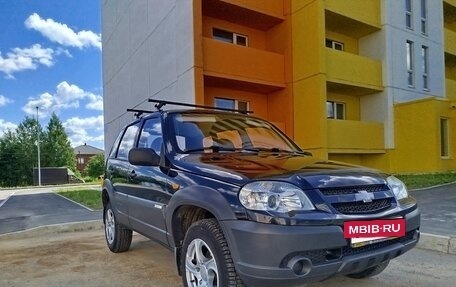 Chevrolet Niva I рестайлинг, 2011 год, 499 000 рублей, 8 фотография