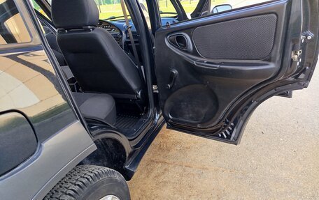 Chevrolet Niva I рестайлинг, 2011 год, 499 000 рублей, 18 фотография