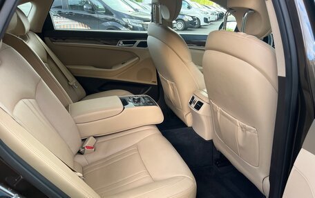 Hyundai Genesis II, 2014 год, 2 200 000 рублей, 11 фотография