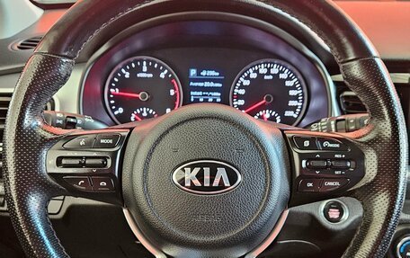 KIA Stonic, 2017 год, 1 750 000 рублей, 11 фотография