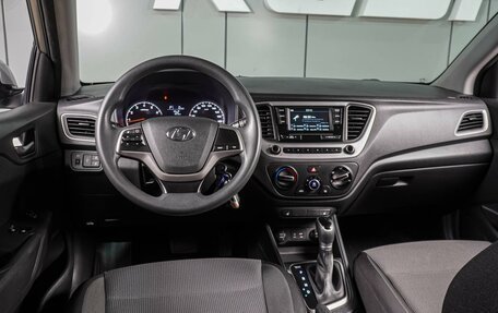Hyundai Solaris II рестайлинг, 2017 год, 1 339 000 рублей, 6 фотография