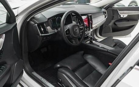 Volvo S90 II рестайлинг, 2020 год, 2 890 000 рублей, 8 фотография