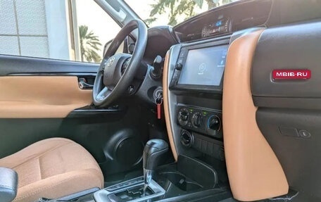 Toyota Fortuner II, 2023 год, 3 110 000 рублей, 10 фотография