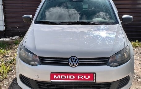 Volkswagen Polo VI (EU Market), 2013 год, 500 000 рублей, 1 фотография