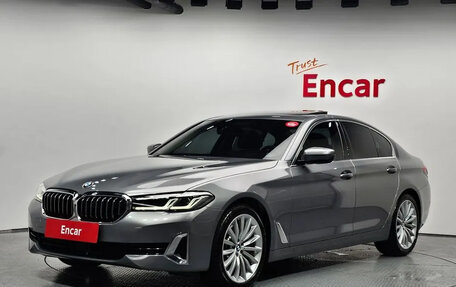 BMW 5 серия, 2023 год, 5 300 000 рублей, 1 фотография