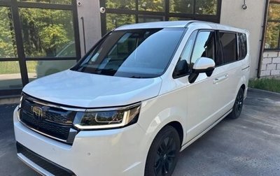 Honda Stepwgn, 2023 год, 2 900 000 рублей, 1 фотография