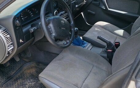 Opel Omega A, 1987 год, 110 000 рублей, 9 фотография